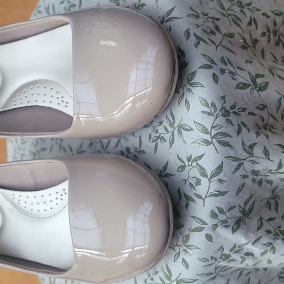 Dexter beige heels size 11w - Picture 2 of 7